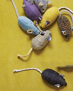 make your own catnip mouse, diy catnip mouse