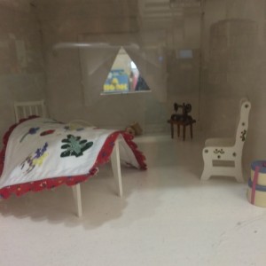 picture house doll house the keeping quilt