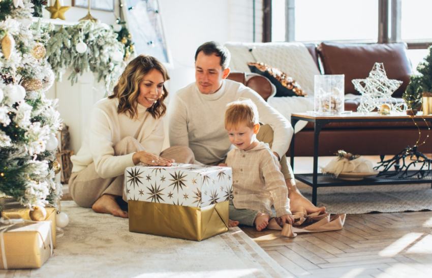 Making Holiday Shopping Easy For Busy Moms
