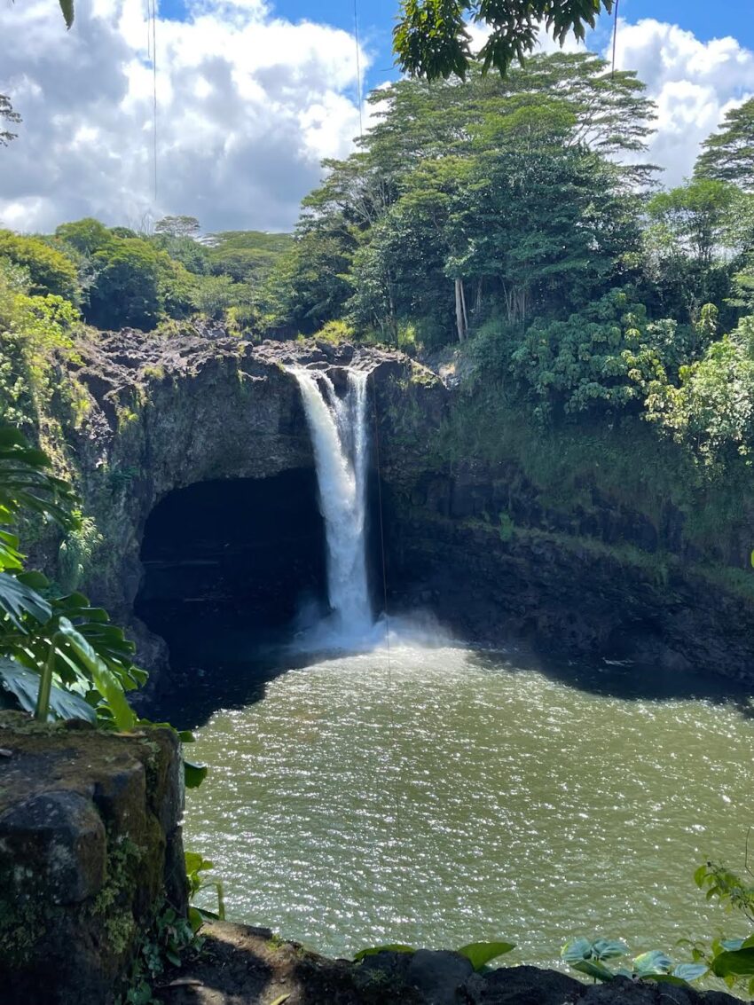 Mythology behind Rainbow Falls in Hilo, Hawaii