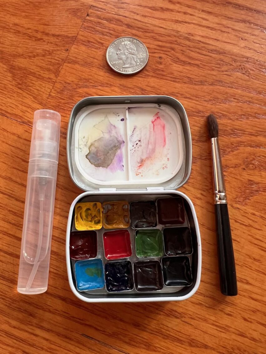 I made a tiny watercolor palette for travel